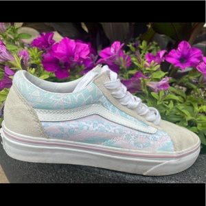 RARE VANS  OLD SKOOL AZTEC SUEDE BABY BLUE AND PINK